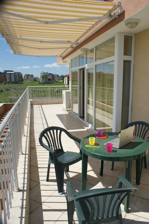 Pearl Sunshine Appartments Primorsko Zimmer foto